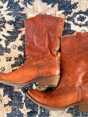 Frye Campus Boots Brown Leather Distressed Western Boho Size 8